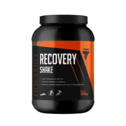 Must plastikust purk ereda apelsinivärvi ja valge kirjaga, esitledes Taastuspulbrit TREC RECOVERY SHAKE CHOCOLATE 1000 g. Purk asub valgel taustal, rõhutades toote efektiivsust ja kvaliteeti taastumisel.