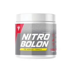 Valge ja punase etiketiga purk, millel on kiri 'NITROBOLON'. Tootenimi Energiapulber TREC NITROBOLON TROPICAL 300 g on selgelt esile tõstetud hallil taustal, mis sümboliseerib energiat ja keskendumist.