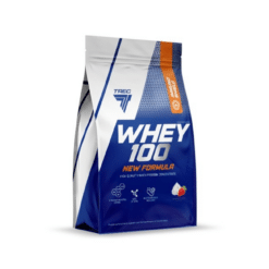 Pakend Valgupulber TREC Whey 100 New Formula 700g, Creamy-Strawberry, sinistes ja valgetes toonides koos maasika ja koore visuaaliga.