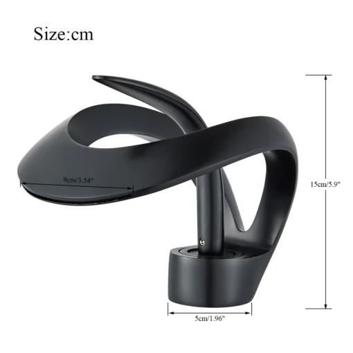 Vannitoa segisti kuldne luksuslik disain, kuum ja külm vesi | E-pood Tootemaailm Kuldne luksuslik vannitoa segisti, musta modernse kujundusega, mis pakub kuuma ja külma vee käsitlemist. Segisti on kujundatud elegantse ning kaasaegse stiiliga, ideaalne igasse kaasaegsesse vannituppa.