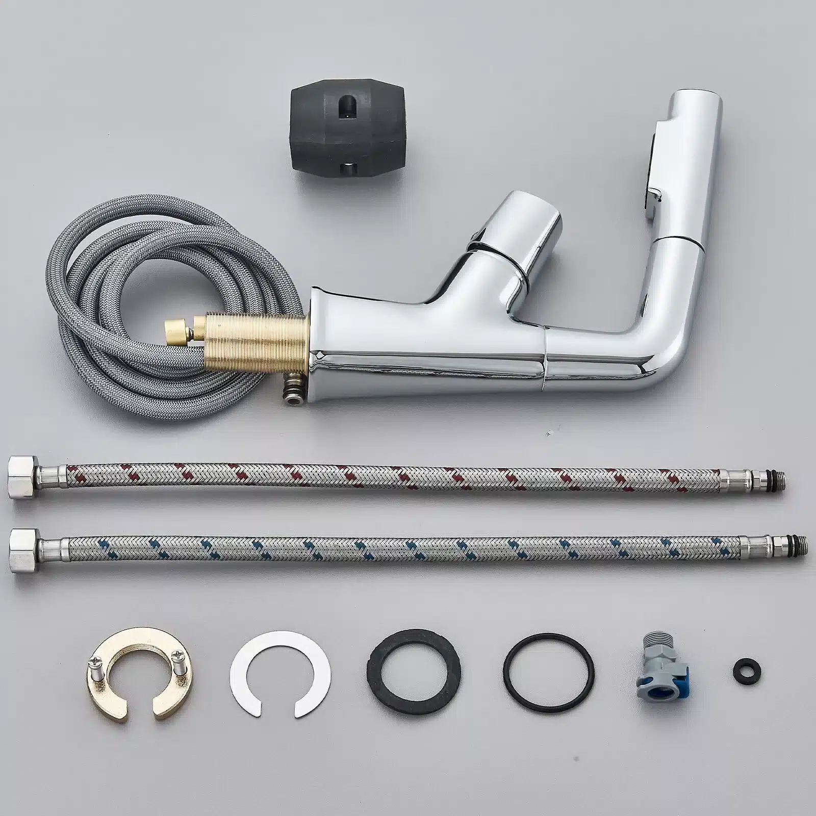 Köögisegisti reguleeritava väljatõmmatava otsikuga | kujundav pilt e-kaubamaja pildikogust