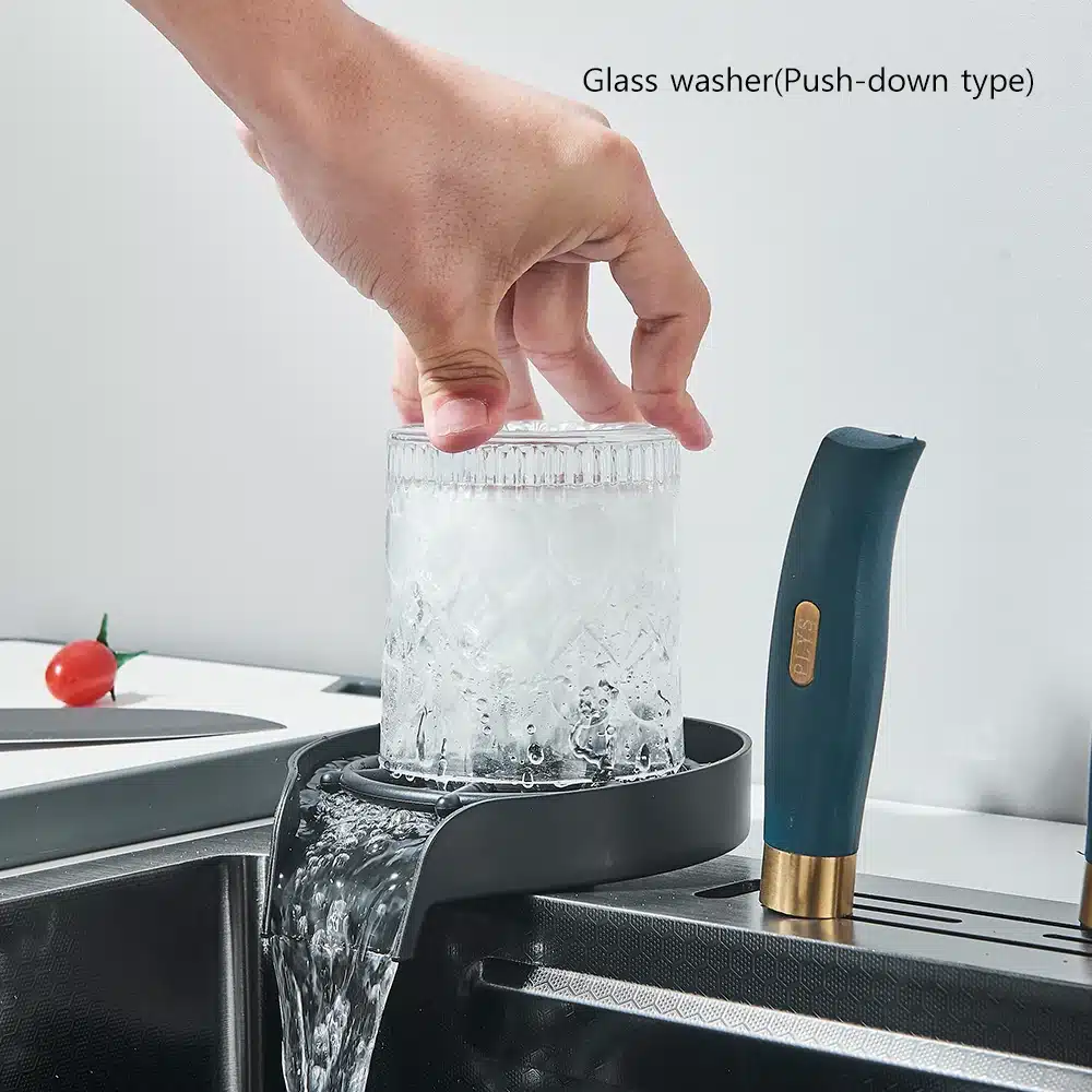 Köögivalamu 304 roostevabast terasest, suur integreeritud kraan | kujundav pilt e-kaubamaja pildikogust