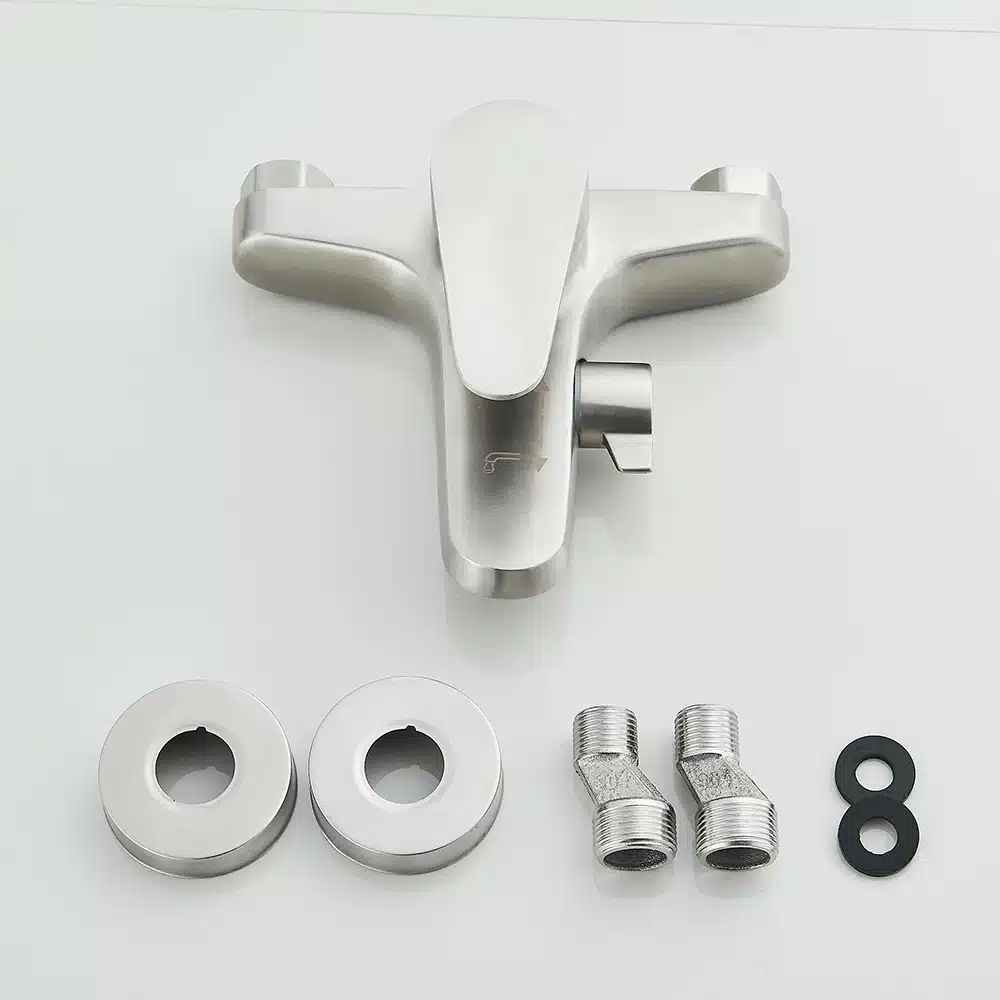 Vannitoa kuuma ja külma veega segisti, seinapealne, ühe käepidemega | kujundav pilt e-kaubamaja pildikogust