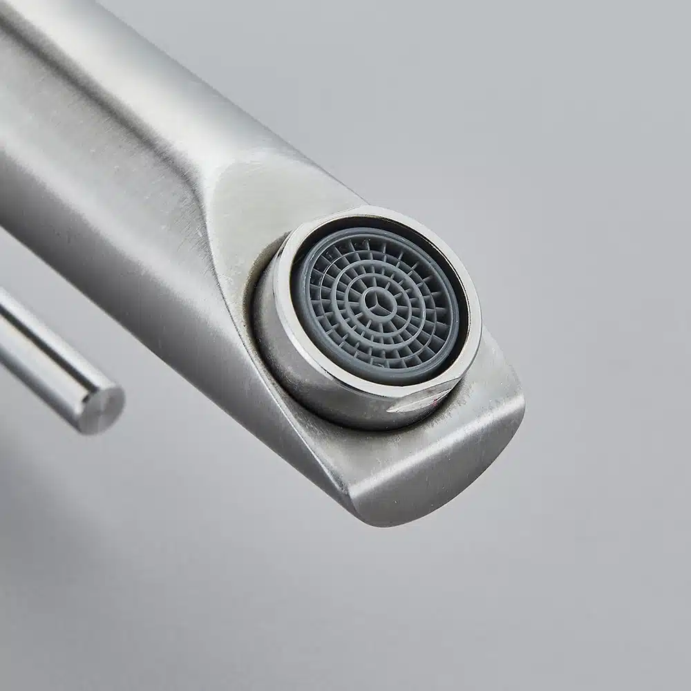 Vannitoa külm veepump kraan ühe käepidemega | kujundav pilt e-kaubamaja pildikogust