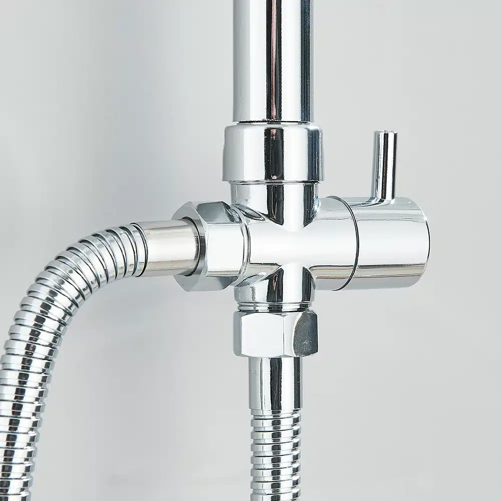 Dušisüsteem käeshoitava dušiga, seinakinnitusega, segisti | kujundav pilt e-kaubamaja pildikogust