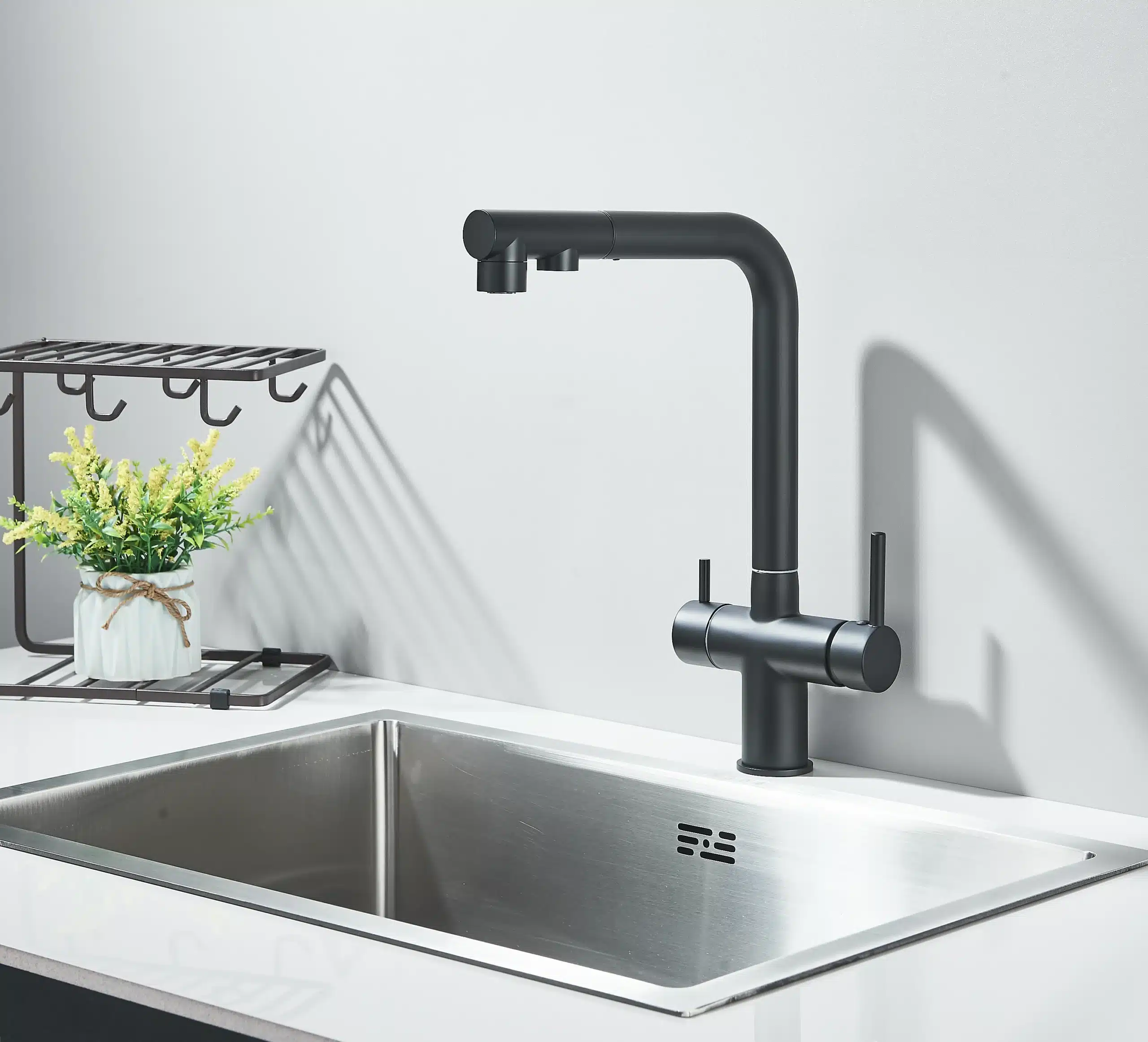 Köögisegisti kuuma ja külma veega, 360° pööratav, filtriga | kujundav pilt e-kaubamaja pildikogust