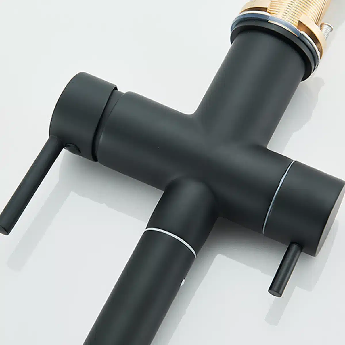 Köögisegisti kuuma ja külma veega, 360° pööratav, filtriga | kujundav pilt e-kaubamaja pildikogust