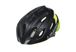 Must ja laimiroheline Jalgrattakiiver LIMAR 797 (M) modernse disainiga, esile tõstetud ventilatsiooniavadega mustal taustal, pakkudes optimaalset kaitset ja mugavust jalgratturitele.