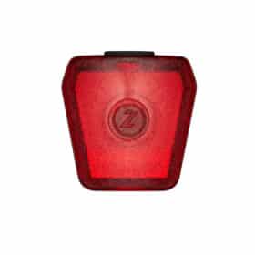 Punane LED USB tagatuli Lazer Gekko/Lil´Gekko/Lizard kiivritele, millel on must äär ja keskosas tähekujulise kaunistusega logo. See on ideaalne maastikukiivritele, pakkudes lisaturvalisust pimedas.