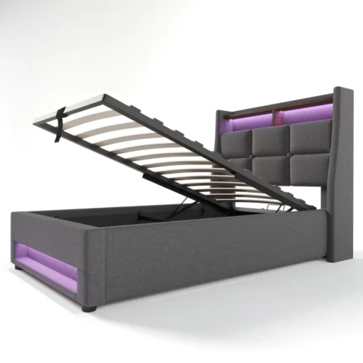 Üheinimesevoodi USB pesaga, 90x200 cm, hallis kangas kaetud metallraam ja tõstetav madratsialune. Voodi peatsis on lilla LED-valgustus ja polsterdatud paneelid, mis lisavad modernset stiili ja funktsionaalsust.