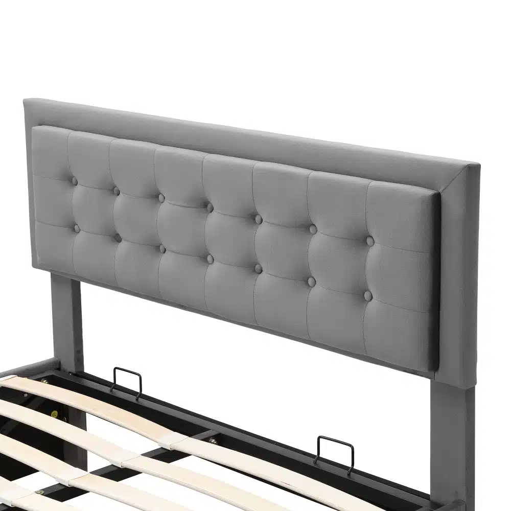 Kaheinimesevoodi panipaikade ja sahtlitega, hall 140x200, näidatud esipaneel koos pehme halli polsterdusega nuppudega.