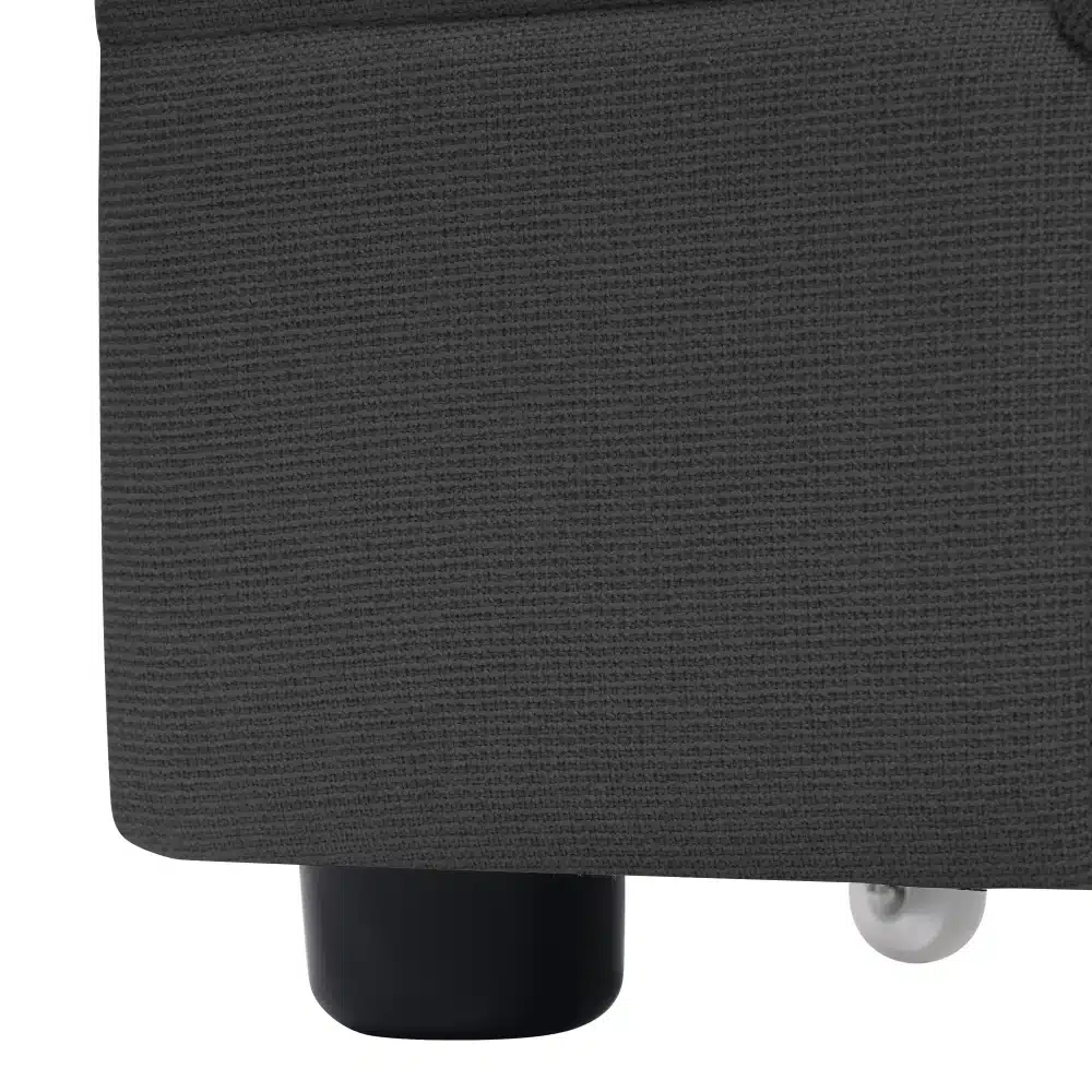 Moodne voodi USB laadijaga ja LED-valgustusega 140x200 pakub stiilset ja praktilist disaini, tumehall polster vastupidaval jalal.