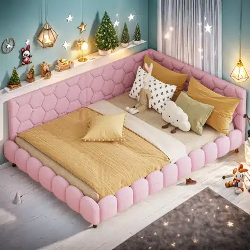 Roosa velvetist lastevoodi suuruses 140x200cm koos sisseehitatud LED-valgustusega, asub kaunistatud lastetoa nurgas, paleesinise seinaga, mida ääristavad tähekujulised lambid ja mänguasjad.