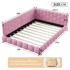 Roosa velvetist lastevoodi mõõtudega 140x200cm, kus on näha sisseehitatud LED-valgustus pehmes ja luksuslikus kujunduses.