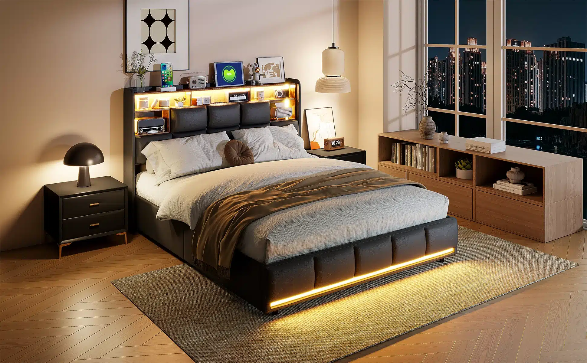 Elegantne kaheinimesevoodi LED-valgustusega, musta PU-kattega, suuruses 140x200, asetseb kaasaegses magamistoas. Voodi jalutsis ja peatsil on pehme polsterdus ning sisseehitatud LED-valgustid loovad sooja ja hubase atmosfääri. Taustal on öölauad, puitpõrand ja öine linnasiluett suure akna taga.