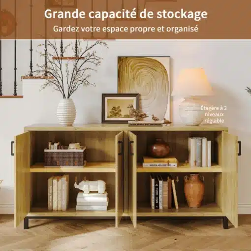 Kapp 4 uksega naturaalne puit 160x35x80 cm. Kaunis naturaalne puidust kapp, millel on neli ust, ideaalne stiilseks ja praktiliseks hoiustamiseks heledas, modernses ruumis koos dekoratiivsete esemete ja raamatute taustaga.
