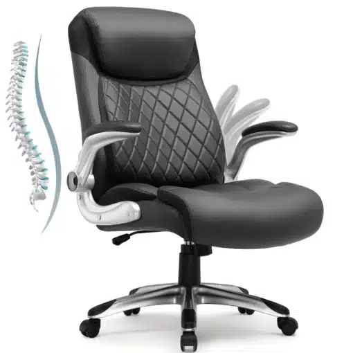 Ergonoomiline kontoritool kõrge seljatoega, must nahkkate ja hõbedased detailid. Taustal on näha selgroo illustratsioon, mis sümboliseerib tooli ergonoomilist disaini.