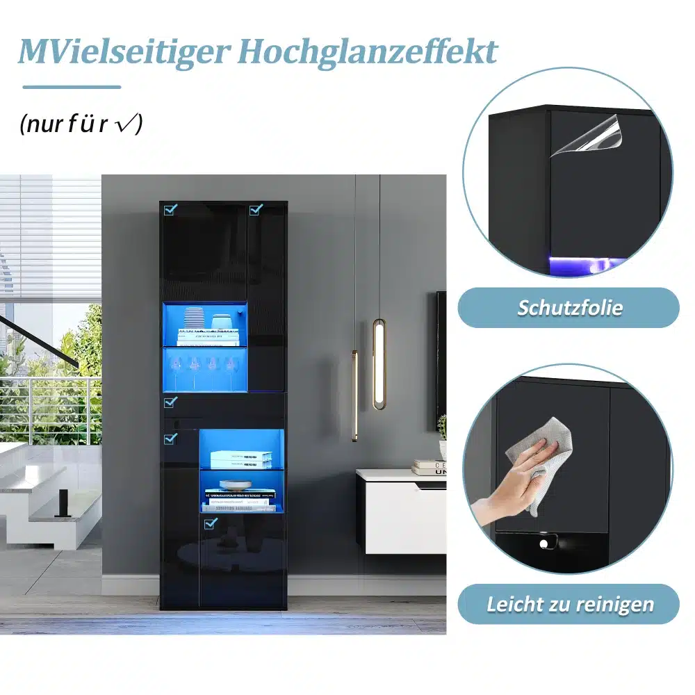 Kaasaegne vitriinkapp LED-valgustusega, musta kõrgläike ning klaasustega. Kappi taustavalgustus loob sinise efekti, mida on näha avatud sektsioonides. Külje peal on kaitsekile ja puhtuse säilitamiseks hõlpsasti puhastatav pind. Taustal on hele sein, mis toob esile kapi kontrastsuse.
