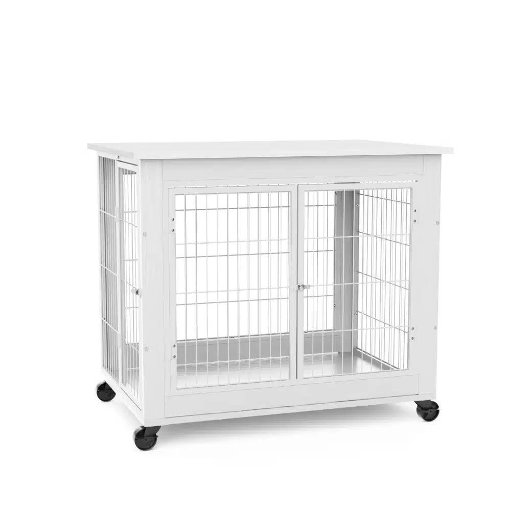 Valge puidust koerakuut ratastel, kahekordsete võrkustustega ustega, suuruses 80x56x69, valgel taustal.