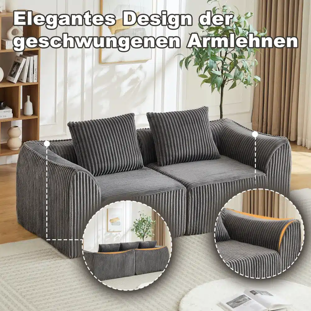 Kahekohaline diivan kumer disain ja sügav istumisosa elutoas, elegantse halli kanga ja dekoratiivsete patjadega, valgusküllases ruumis rohelise taime kõrval.