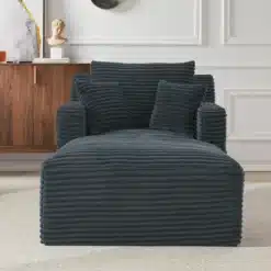 Elegantselt tumehall nöörilise tekstuuriga diivanivoodi modernses elutoas. Hubane ja stiilne, see Super mugav ja kvaliteetne diivanivoodi pakub täiuslikku puhkeala trendikas interjööris.