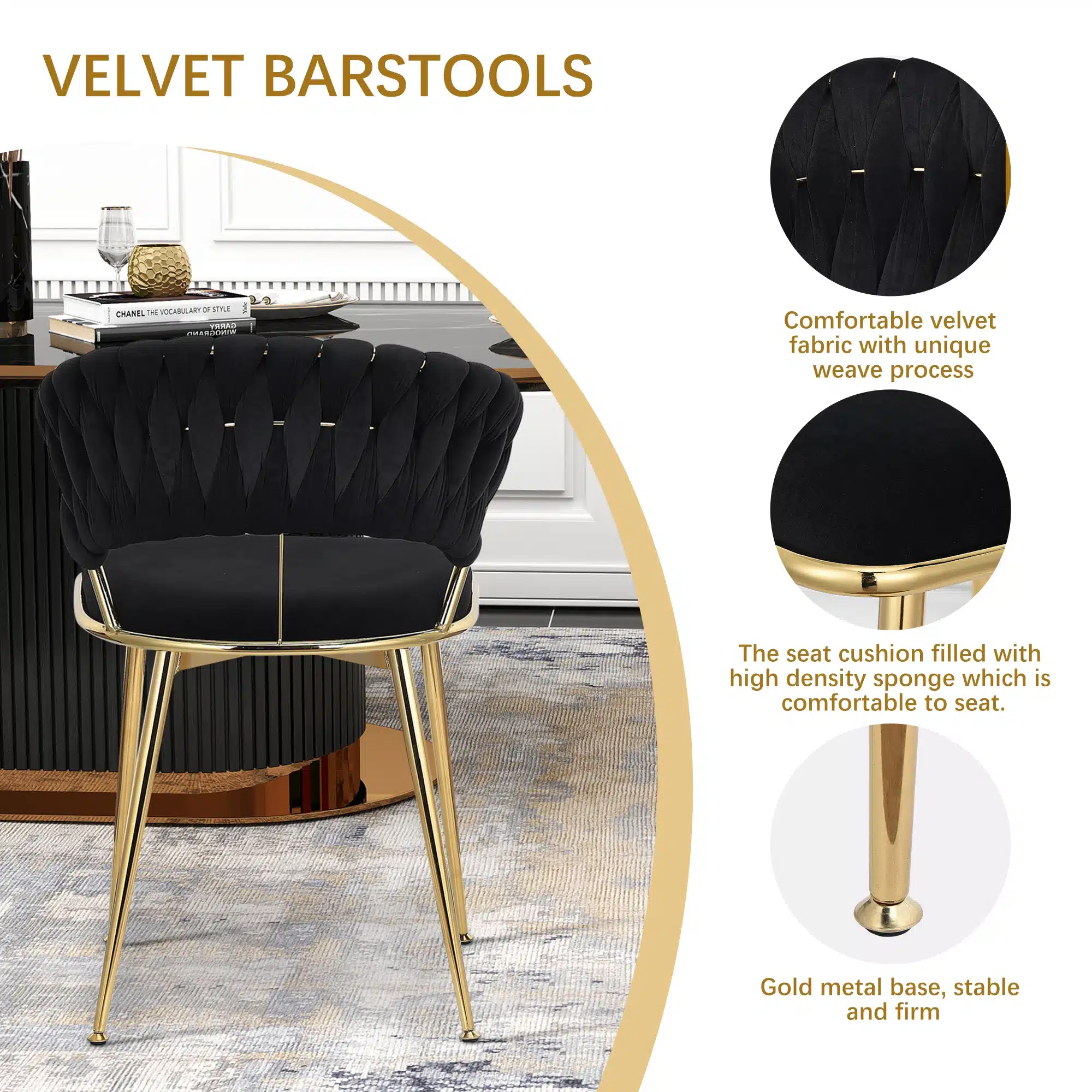 Mustad sametist söögitoolid elegantsete kuldsete jalgadega. Toolid paiknevad luksuslikus ruumis heledal vaibal, taustal valge sein ning mustal pinnal dekoratiivsed tarvikud.