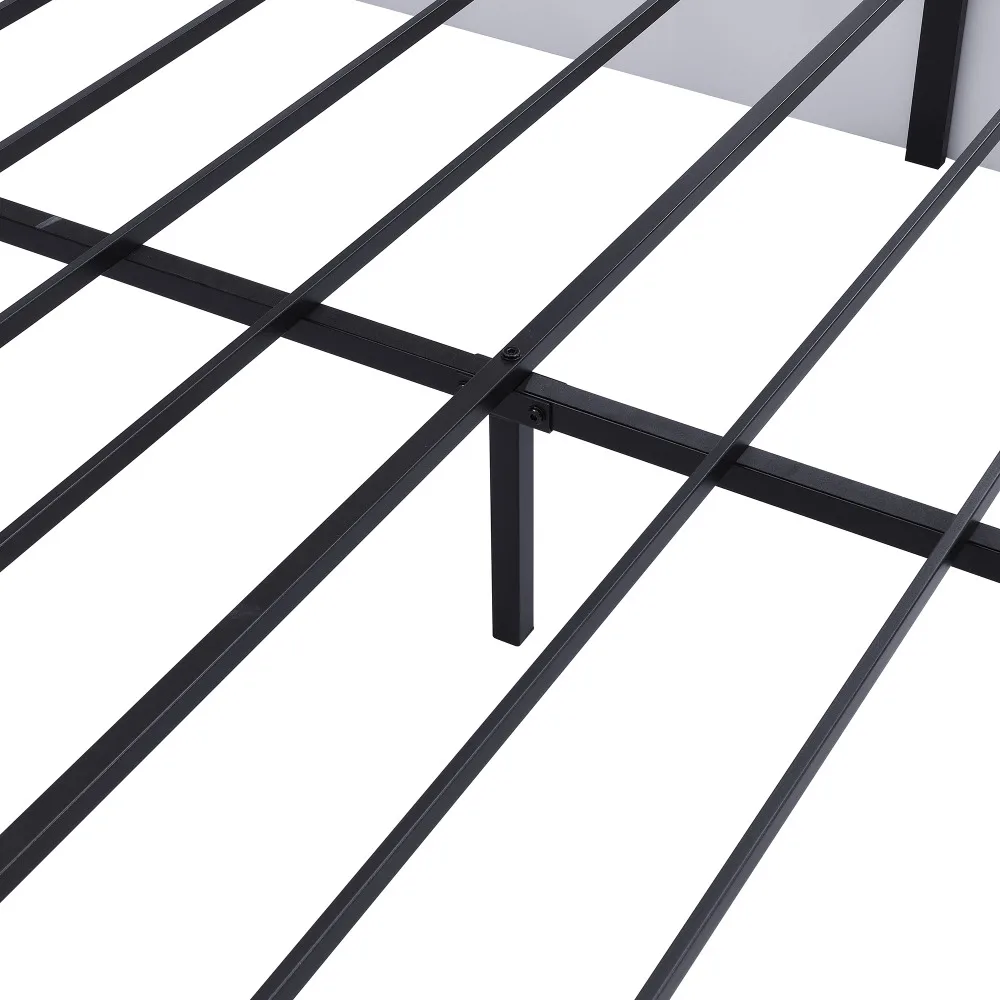 Kaheinimesevoodi kõlarite, öökappide ja LED valgustusega 180x200. Pildil on näha mustast metallist voodiraami detail, millel on tugevad ja sirged jooned. Minimalistlik disain sobib kaasaegsesse magamistuppa.