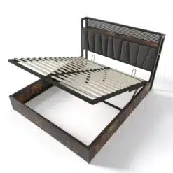 Pesukastiga voodi LED-valgustusega ja USB-laadijaga, 160x200 hall. Voodi metallkarkass ja avatud pesukast valdavalt valge taustaga.
