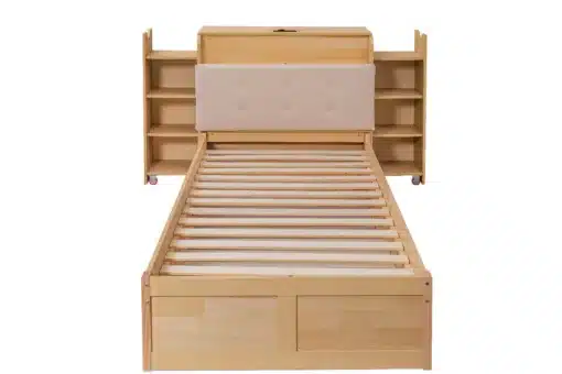Voodi panipaigaga 90x200 cm, väljatõmmatav lisaosa | E-pood Tootemaailm Puidust voodi panipaigaga, suurusega 90x200 cm, millel on väljatõmmatav lisaosa, integreeritud riiulite ja pehme padjaga peatugi. Sobib ideaalselt kaasaegsesse magamistuppa.