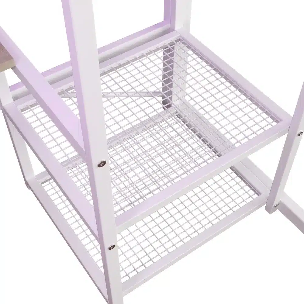 Valge metallist riiul, mis on osa lastetoa mööblist, kõrge voodi konstruktsiooniga, näidates võre riiulit alumiiniumist ja terasest taustal, sobiv LED valgusega.