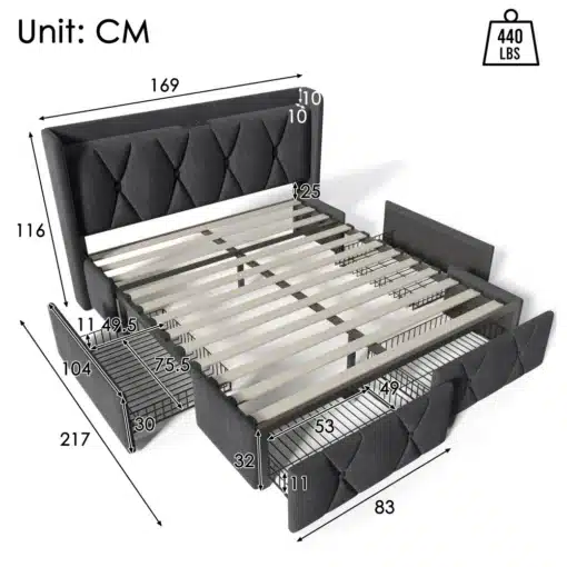 Panipaigaga voodi 160x200 USB laadijaga ja 4 sahtliga | E-pood Tootemaailm Panipaigaga voodi 160x200 mõõtudega, sisseehitatud USB laadija ja nelja funktsionaalse sahtliga. Voodi on hallist kangast, minimalistliku disainiga ja peatoega, millel on patenteeringud. Voodi lamellid on valmistatud kvaliteetsest puidust, asetatud heledale taustale.