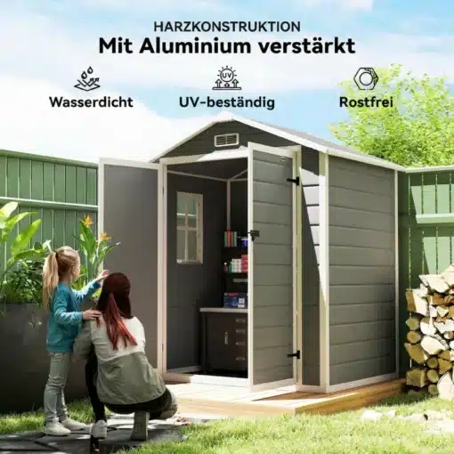 Aiamaja lukustatav, metall, topeltuks ja aken | E-pood Tootemaailm Aiamaja lukustatav, metall, topeltuks ja aken, halli välisviimistlusega, avatud aed, kaks inimest, ema ja tütar, rohelise aia kõrval.