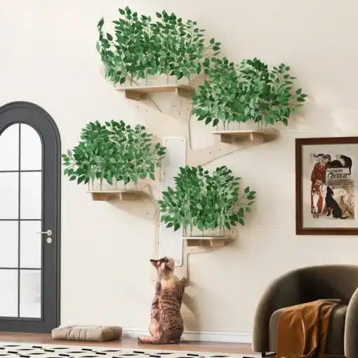Kassipuu seinale 155x210 cm männi ja kraapimispinnaga | E-pood Tootemaailm Seinal olev suur männi ja kraapimispinnaga kassipuu, millel on rohelised lehed ja mitmetasandilised platvormid muutes selle ideaalseks majaks kassile elutoas.