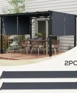 Paviljoni varukatus UV-kaitsega tumehall 3x3 m paigaldatud koduaeda, kus see pakub varju puidust terrassile, ümbritsetud elegantsete aiamööblit ja rohelise taustaga taimedele.