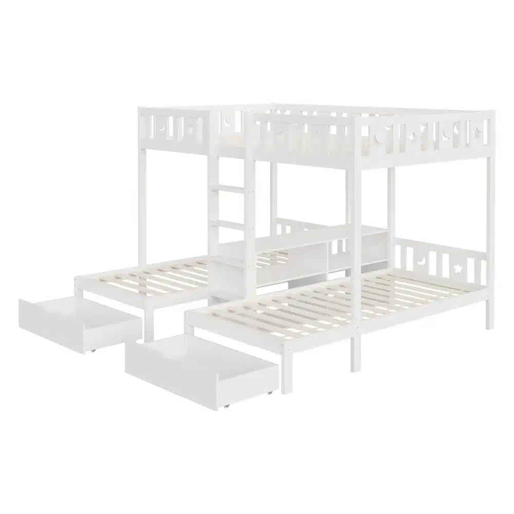 Valge kolm voodikohta sisaldav lastetoa komplekt koos ratastel sahtlite ja turvapiiretega, minimalistlik disain.