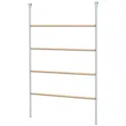 Kanade istumisredel, valmistatud vastupidavast terasest ja puidust, nelja pulgaga, valge terasraam ja naturaalse puidutooni pulgad helges taustas.