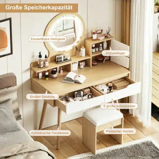 Tualettlaud led-peegli ja polsterdatud tabureti ning sahtlitega | E-pood Tootemaailm Stiilne Tualettlaud led-peegli ja polsterdatud tabureti ning mahukate sahtlitega heleda puidu viimistluses. Laud on paigutatud heledas magamistoas, taustal heledad kardinad. Peegel on ümbritsetud LED-valgustusega ning laua peal näha erinevaid ilutooteid.