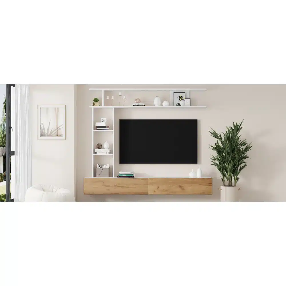 Tv-alus seinariiulitega modernses stiilis 180x35x22,5 cm. Hele puidust alus, valged riiulid ja dekoratiivsed esemed neutraalsel taustal.