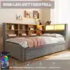 Halliga halli taustaga RGB-LED voodi peatsiga ja riiulitega, telefonirakenduse värvide juhtimine