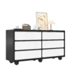 Kummut 6 sahtliga modernne disain 140×38×74,5 cm | E-pood Tootemaailm Mustvalge kuue sahtliga ratastel kummut, kaunistustega peal
