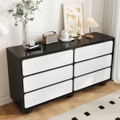 Kummut 6 sahtliga modernne disain 140×38×74,5 cm | E-pood Tootemaailm Mustvalge kuue sahtliga madal kummut musta korpusega elutoas
