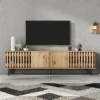 Telerialus 180 x 40 x 55 cm 8 panipaigaga 70-tollisele telerile | E-pood Tootemaailm Puidust telerialus musta metallraamiga ja dekoratiivsete liistudega kaasaegses elutoas