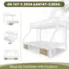 2 korruseline narivoodi panipaikade ja jalanõukapiga | E-pood Tootemaailm Valge kahekorruseline voodi koos redeli, piirete ja alumiste panipaikadega; pildil on ka standardite märge EN 747-1:2024 ja EN747-2:2024.