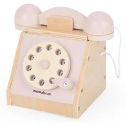 Puidust mängu telefon keeratava kettaga ja pastelsed detailid