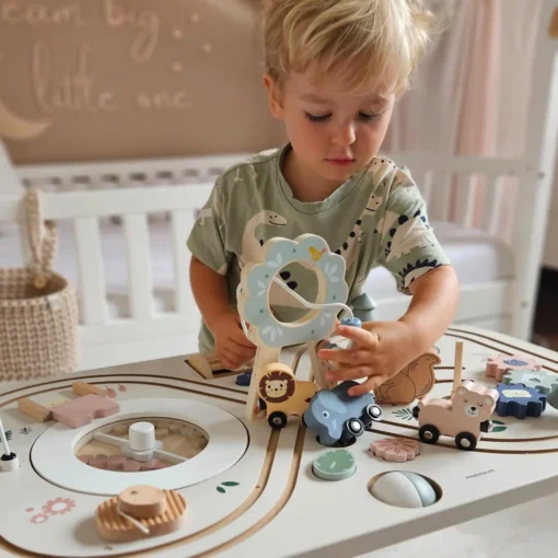 Montessori arendustabel lastele 10in1 | E-pood Tootemaailm Laps mängib puidust motoorikakeskuse ja loomakujukestega