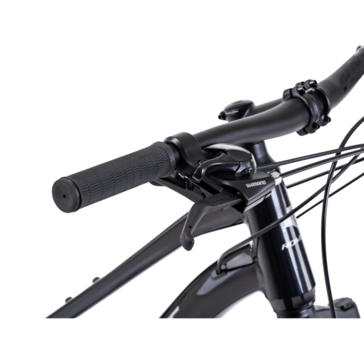 Musta jalgratta juhtraud, käepide ja Shimano piduri-käiguhoob lähivaates