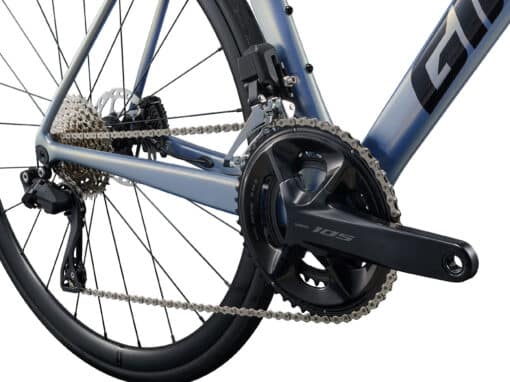 Maanteeratta tagumine osa, Shimano 105 vänt ja käiguvahetus, keti ning kasseti detail