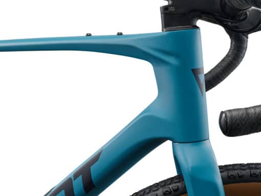 Kruusaratas Giant Revolt Advanced 3 | E-pood Tootemaailm Sinine maastikuratta raam, lenks ja esihark lähivõttes