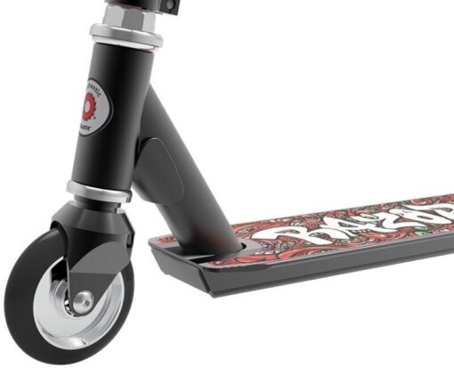 Trikitõukeratas Razor Beast V6 lastele | E-pood Tootemaailm Triki esiratas ja must raamiga tõukeratta jalalaud graafilise mustriga