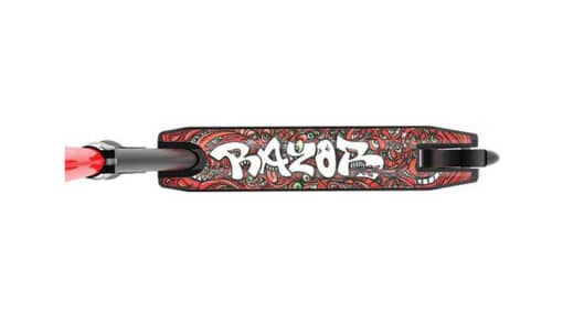 Trikitõukeratas Razor Beast V6 lastele | E-pood Tootemaailm Punase ja musta mustriga Razor tõukeratta tekilaud ülaltvaates